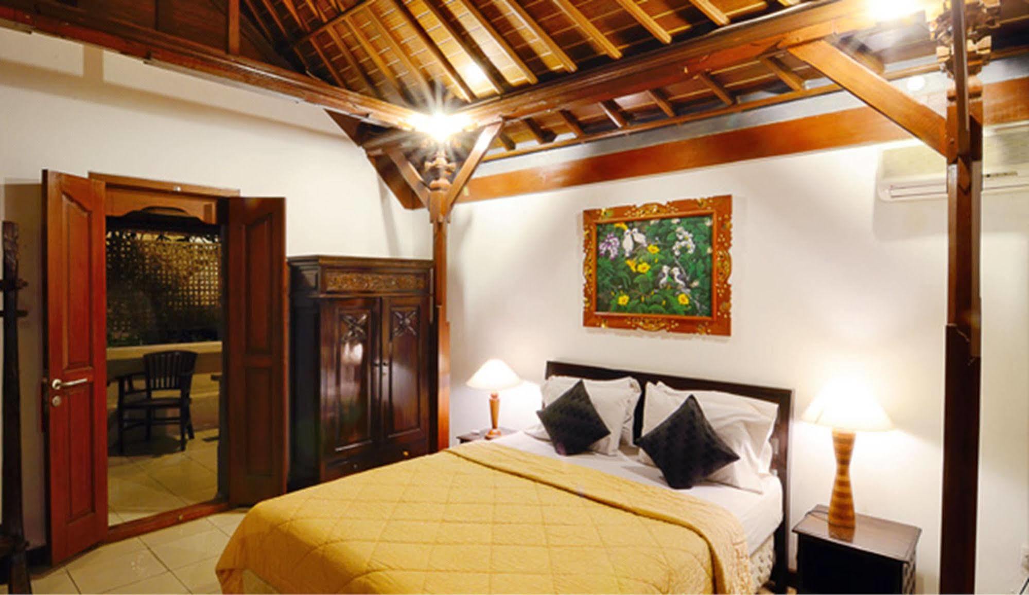 Villa Bunga Hotel Seminyak Zewnętrze zdjęcie